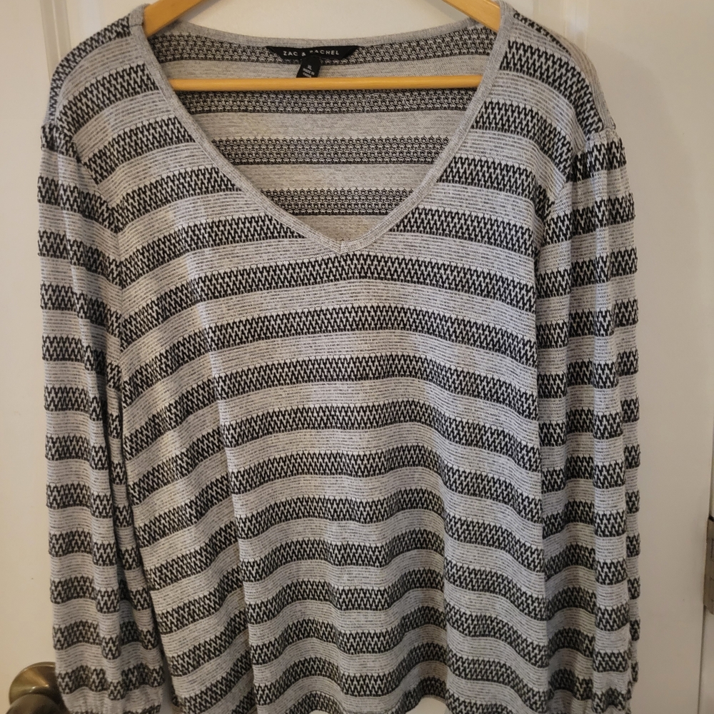 Zac & Rachel Gray & Black Lightweight Striped V-Neck Pullover